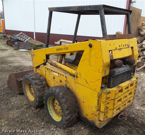 thomas 1700 skid steer|mustang 1700 skid steer specs.